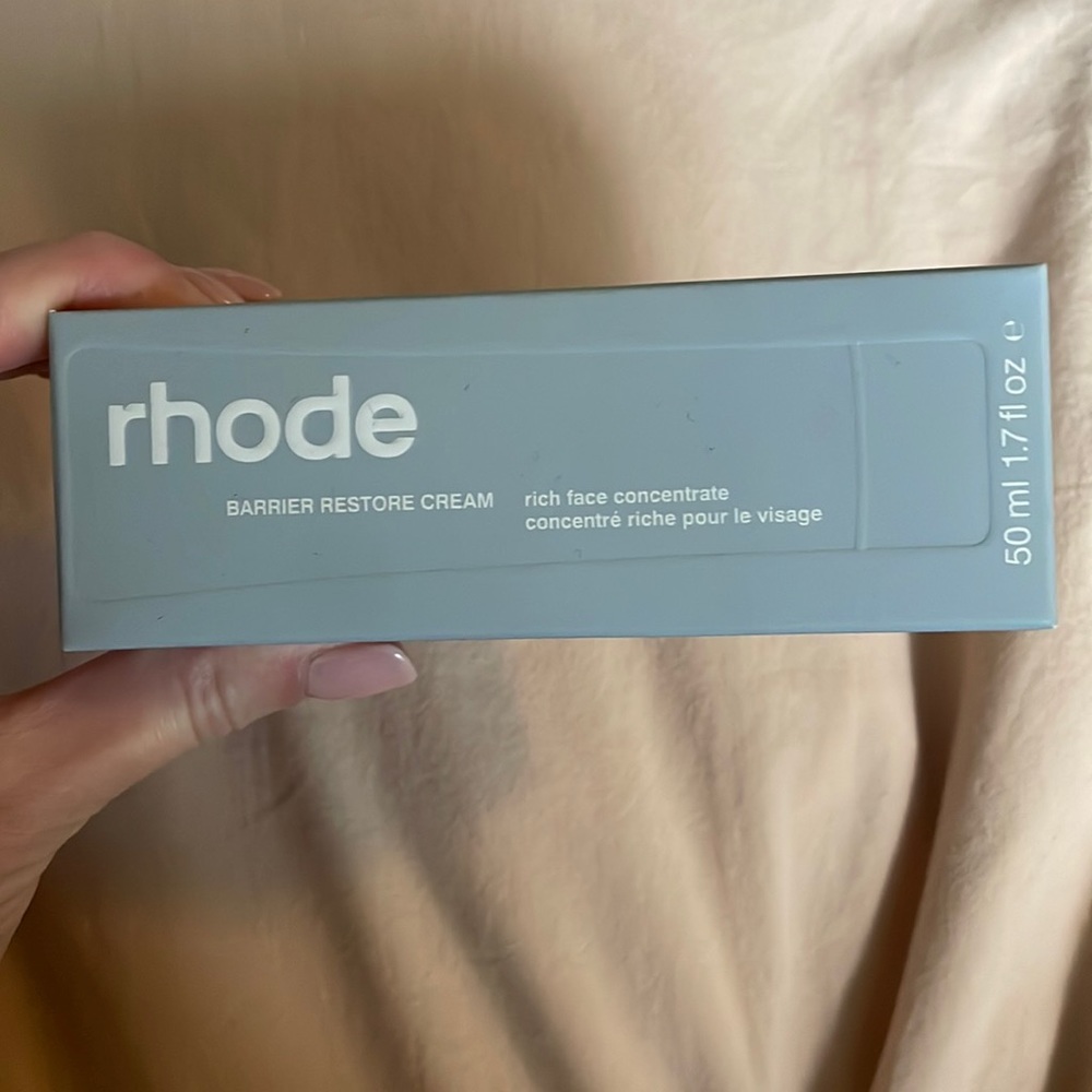 Rhode barrier restore cream